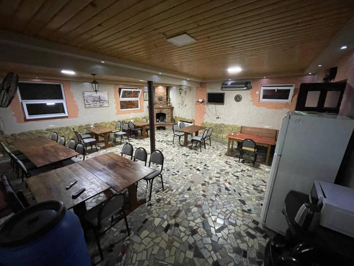 מחינג'אורי Guest House Nino מראה חיצוני תמונה