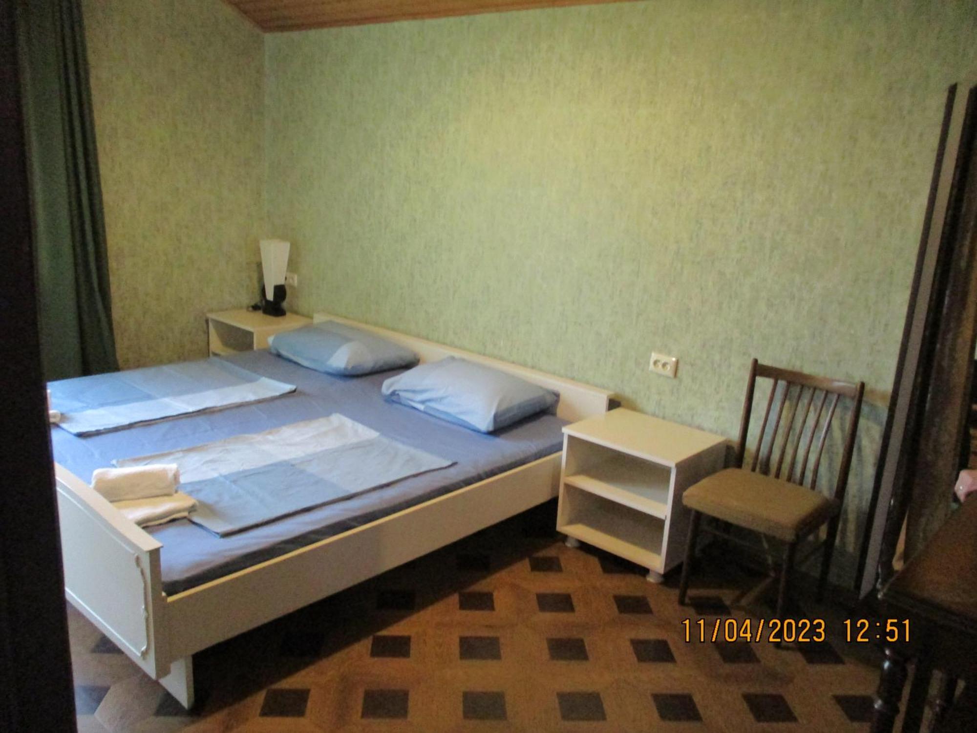 מחינג'אורי Guest House Nino חדר תמונה